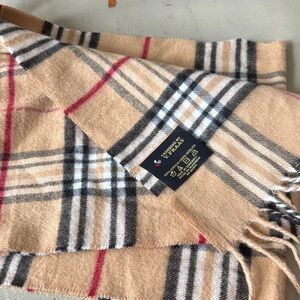 Classic v. Fraas  Plaid Cashmere Scarf - Beige, Black, White, Red